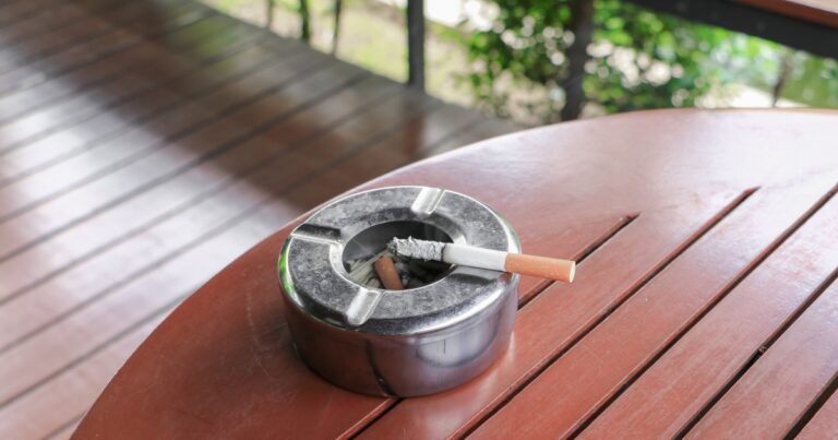 Fotografie - cigarety, kouření