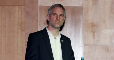 Fotografie předsedy politické strany Piráti Zdeňka Hřiba
