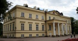 Fotografie zámku v Kostelci nad Orlicí