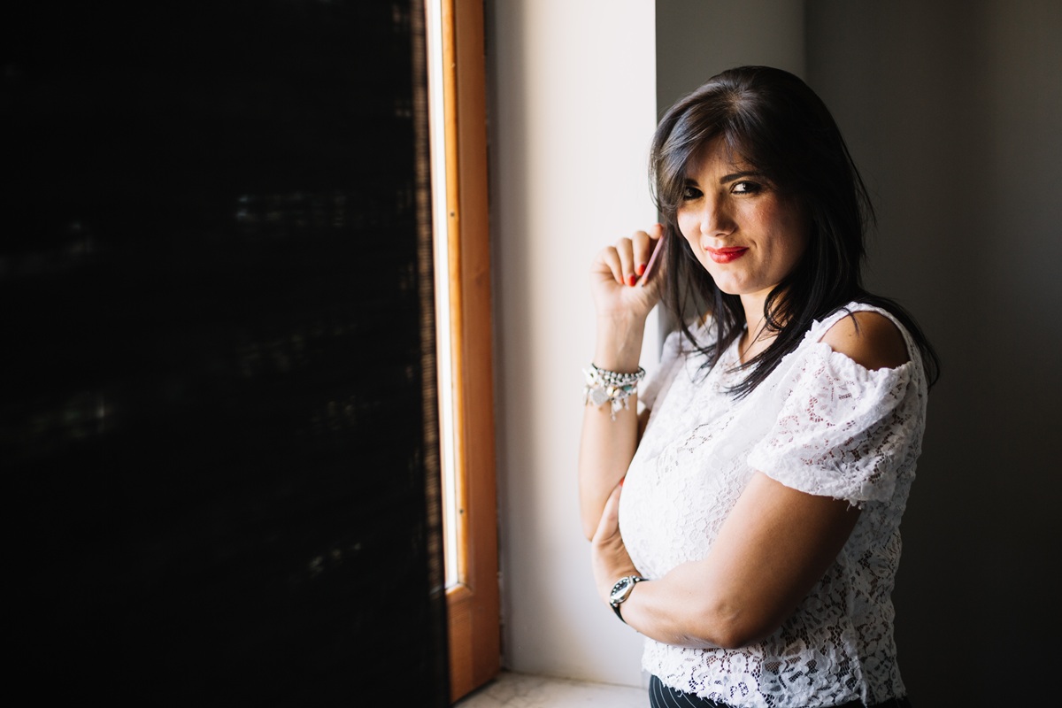 fotografie ženy s úsměvem