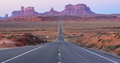 Fotografie silnice z filmu Forrest Gump