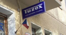 Fotografie retro prodejny Tuzex