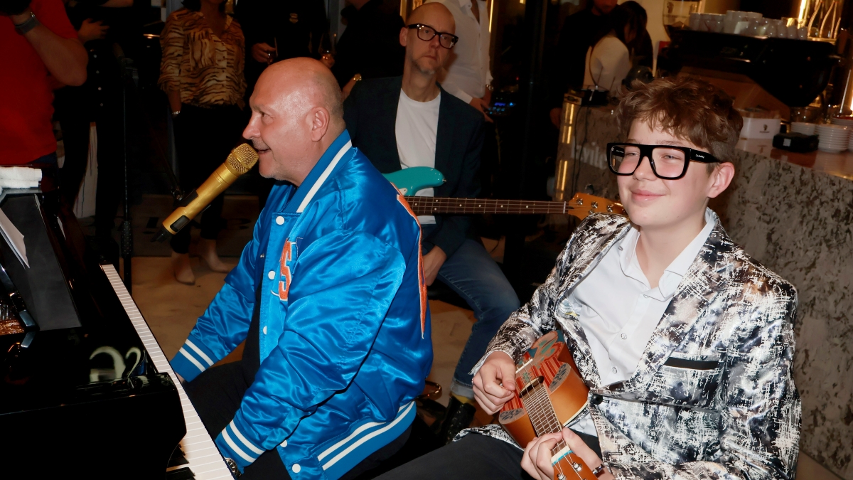 Vnuk Michala Davida Sebastian má za sebou už i koncert v O2 Aréně