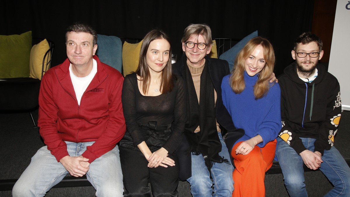 Fotografie Jiřího Stracha, Elizavety Maximové, Terezy Ramby, Josefa Mareše, a Jana Malindy