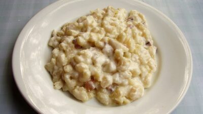 Fotografie halušek s brynzou