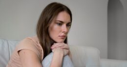 Fotografie nešťastné ženy