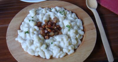 Fotografie halušek s brynzou