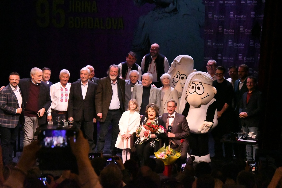 Fotografie z oslavy 95. narozenin Jiřiny Bohdalové