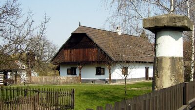 Fotografie staročeské chalupy